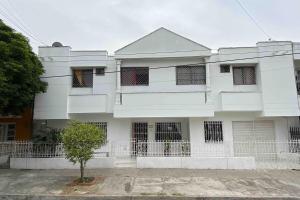 Apartamento privado en Crespito cerca a playas