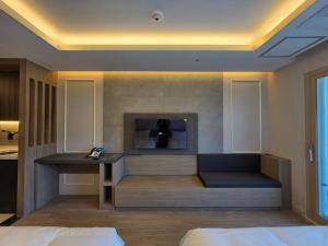 RICHEMBLE RESORT & HOTEL by Wholphin
