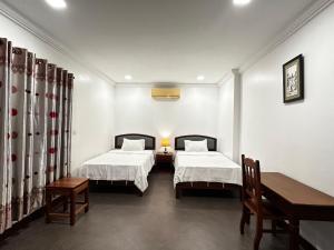 Angkor Stay & Living
