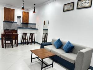 Angkor Stay & Living