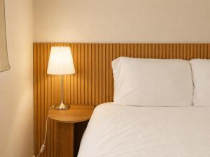 Private house of a newlywed couple in Sinchon Hongdae Ewha Womans University