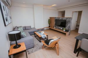 Aru Suites KK