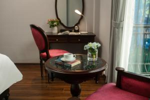 S Central Hotel