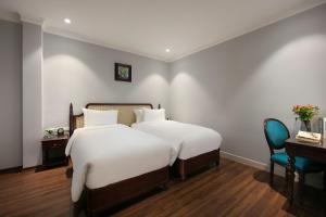 S Central Hotel