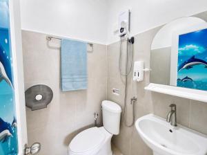 Cozy & Bright 4 BR House near Khao San Road