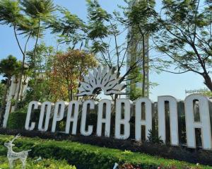 Luxury Condominium- Copacabana, Beach front