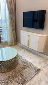 Copacabana C1104, 1 Bed 11floor, beachfront building