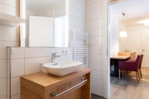Apartment 309