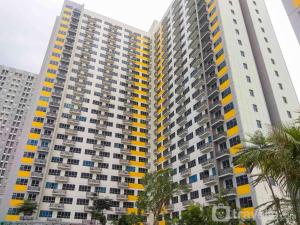 Comfortable Studio at Springlake Summarecon Apartment near Mall By Travelio