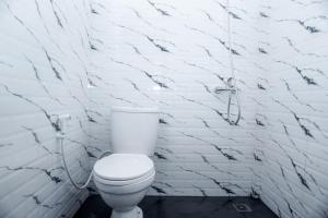 Urbanview Lunar Hotel near Gor Satria Purwokerto