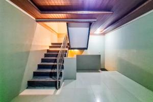 Urbanview Lunar Hotel near Gor Satria Purwokerto