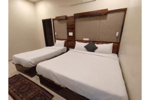FabHotel Novellea