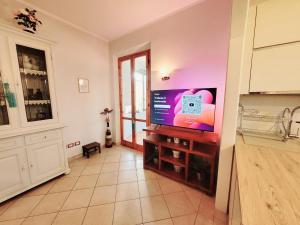 Lupin House, large air-conditioned veranda and Wi-Fi