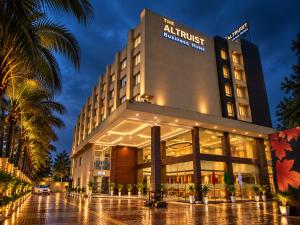 The Altruist Wagholi Hotel