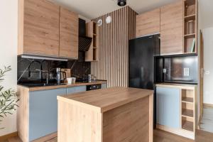 Szczecin Bronowicka Modern Studio by BookingHost
