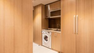 The First Stay Hotel