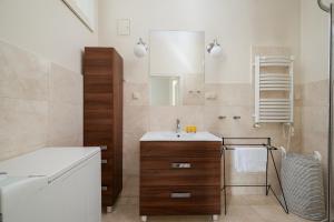 Poznańska City Center Soul Apartment by BookingHost