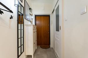 Waryńskiego Harmony Apartment by BookingHost