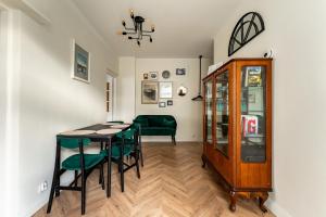Waryńskiego Harmony Apartment by BookingHost