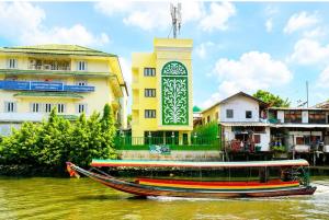 Bangluang Boutique Hotel nearby Wat Arun