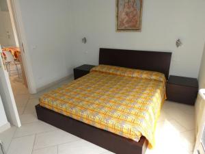 Central apartment with parking