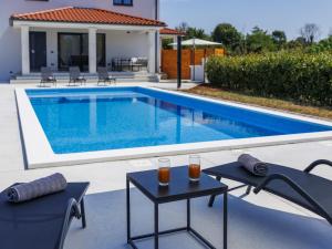 Holiday Home Eroa by Interhome