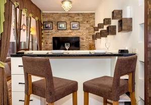 Fully Equipped Studio with Cozy Lounge by Flat Mаnager