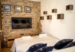 Fully Equipped Studio with Cozy Lounge by Flat Mаnager