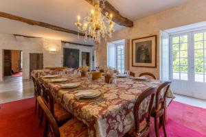 Carcavelos Manor House by Portugal Active