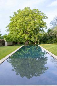 Carcavelos Manor House by Portugal Active