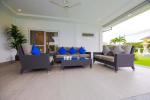 New Privat Luxury Pool Villa (ML132)