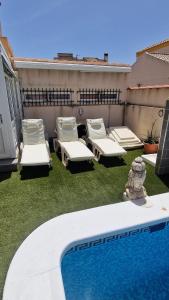 Luxury villa, private pool and gym near the beach
