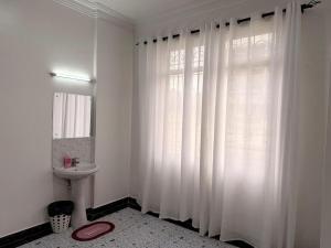 Modern 3BR Apartment in Nyali