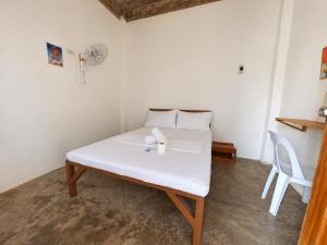 Camotes Hostel Resort Fan Rooms