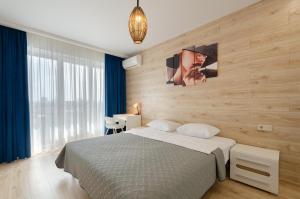 13-59b Kvartet, Vasyl Lypkivskyi 16v, Kyiv, railway station, metro nearby, panoramic city view, Petrovdim Apartment