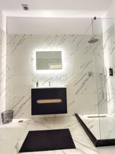 Heart of city apartment