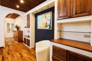 Elegant historic apartment in Città Studi