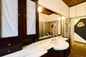 Elegant historic apartment in Città Studi