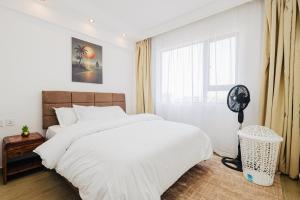 Cool 1 BR on 16th floor, Westlands with pool & gym