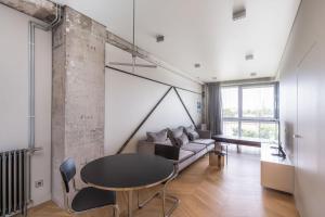 One of One, River & Old Town Views - Charming Retreat by Innorental