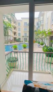 THE AQUA LOUNGE 2BHK SERVICE APARTMENt