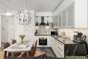 ShortStayPoland Leszczyńska B208