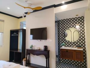 The Nook63 Homestay- Hàng Buồm