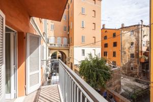 La Casa sul Canale, Bologna by Short Holidays