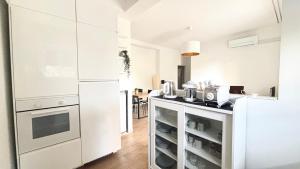 BorgoLuce Apt - FREE Parking - near BGY & Center