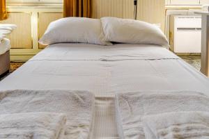 Rione Trastevere Suite - 2BDR!
