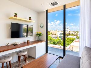 1BR 1BA in Singular Joy, best location in town
