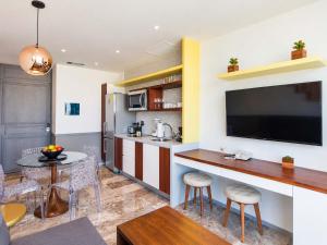 1BR 1BA in Singular Joy, best location in town