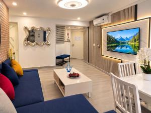 Rambla Apartment by the Sea