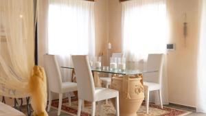 Villa sul Laghetto - swimming pool & private pond